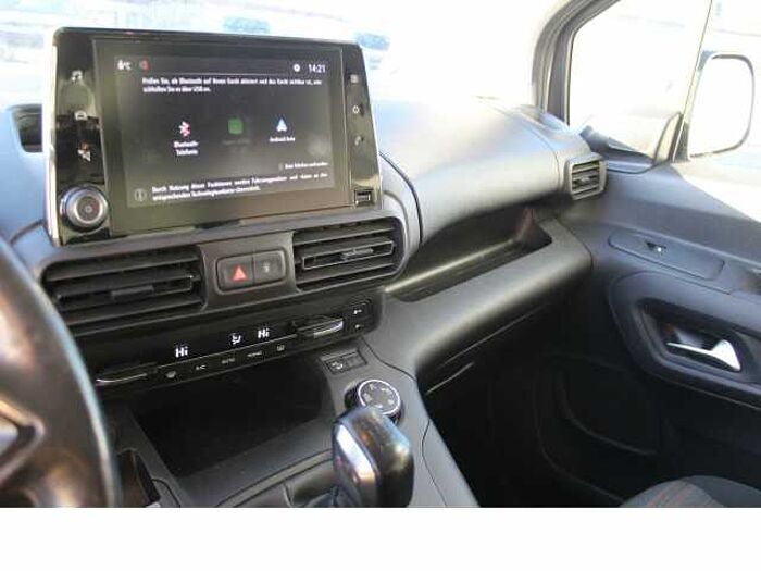 Opel Combo Life Innovation. .. INNOVATION