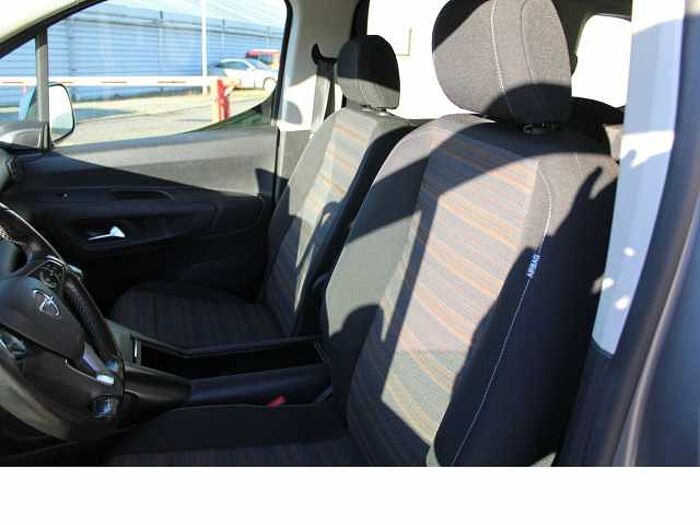 Opel Combo Life Innovation. .. INNOVATION