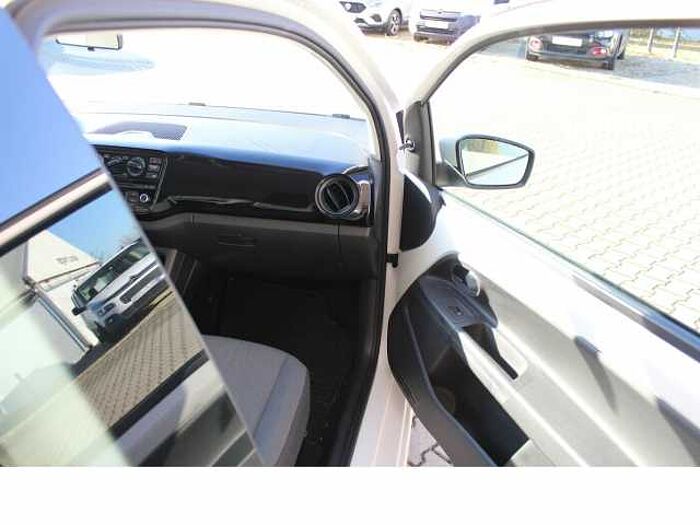 Volkswagen up! move. ..