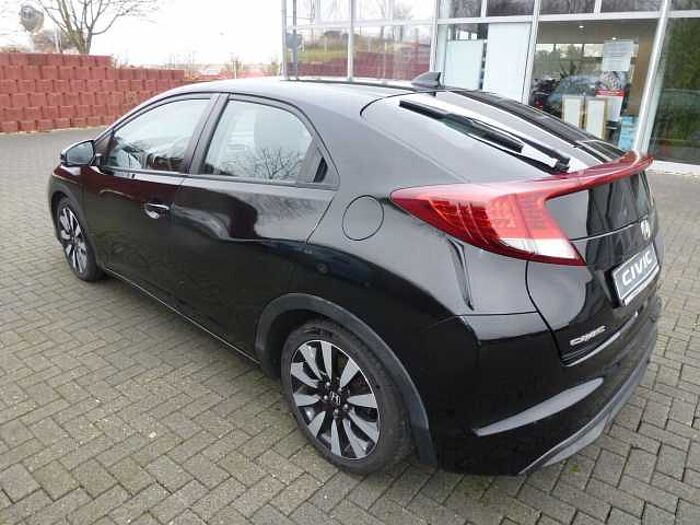 Honda Civic 1,8 i-VTEC Sport Kamera Winterpaket...