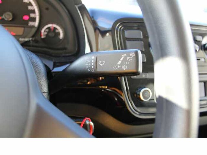 Volkswagen up! move. ..