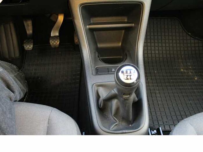 Volkswagen up! move. ..