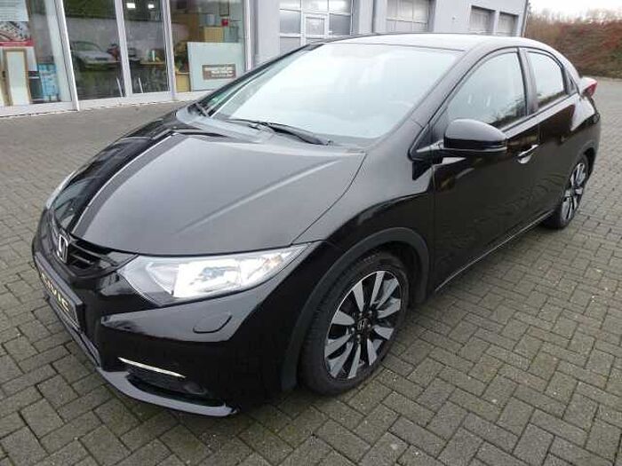 Honda Civic 1,8 i-VTEC Sport Kamera Winterpaket...