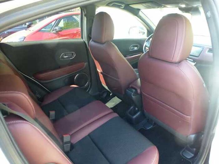 Honda HR-V 1,5 i-VTEC TURBO Sport. .. Sport