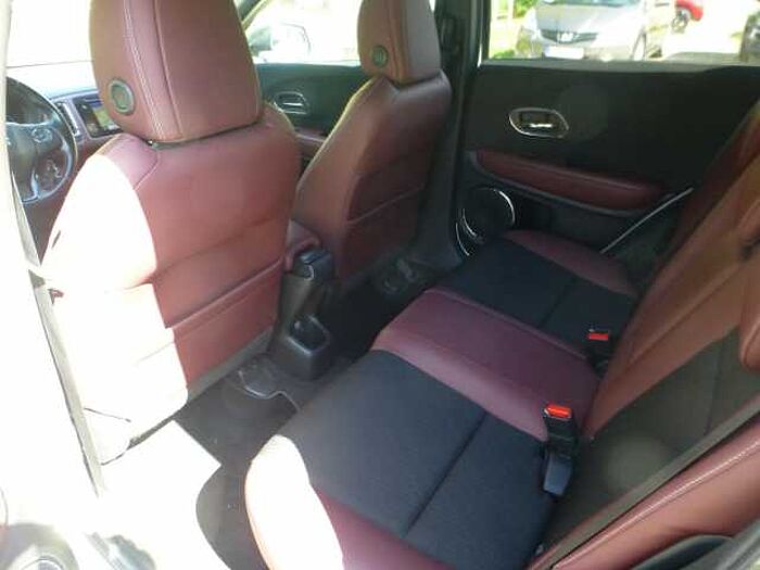 Honda HR-V 1,5 i-VTEC TURBO Sport. .. Sport