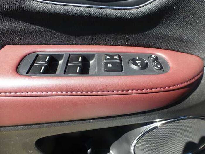 Honda HR-V 1,5 i-VTEC TURBO Sport. .. Sport