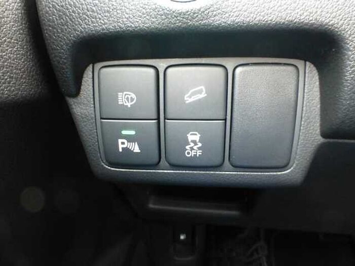 Honda CR-V 2,0i Lifestyle Automatik 4-WD Klima. NAVI...