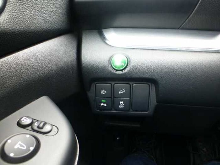 Honda CR-V 2,0i Lifestyle Automatik 4-WD Klima. NAVI...