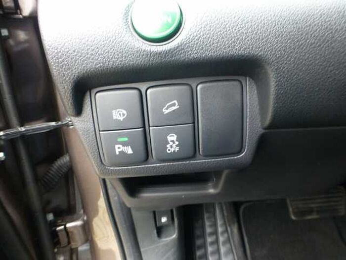 Honda CR-V 2,0i Lifestyle Automatik 4-WD Klima. NAVI...