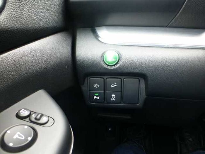 Honda CR-V 2,0i Lifestyle Automatik 4-WD Klima. NAVI...