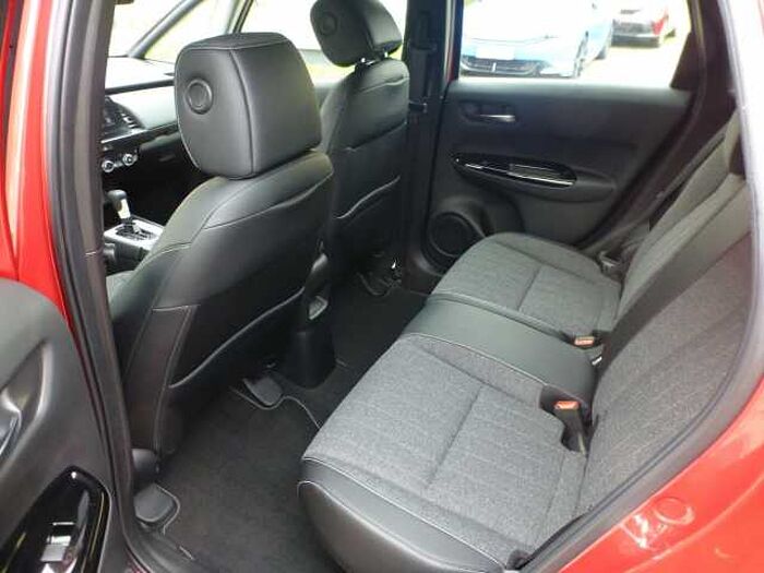 Honda Jazz 1,5 i-MMD Hybrid e-CVT Elegance... Elegance