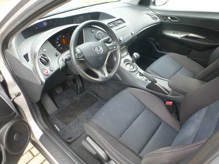 Honda Civic 1,4 Comfort 5-Türer Klima...