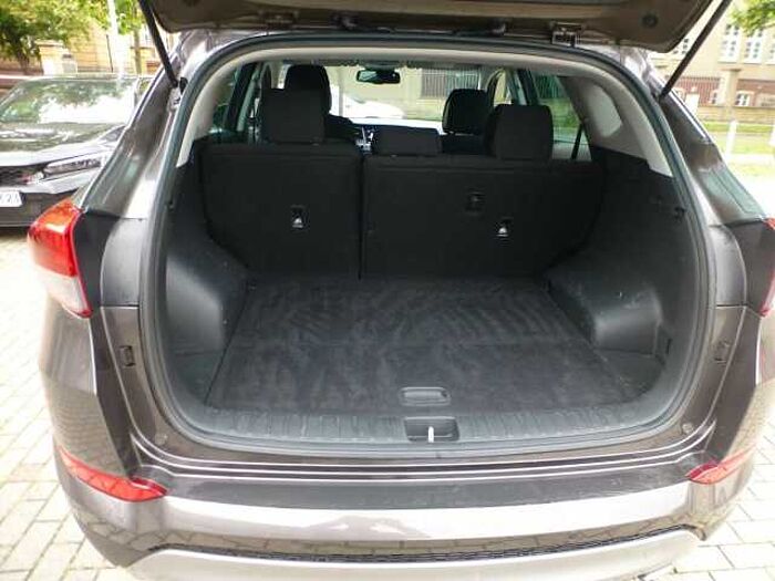 Hyundai Tucson 1,6 Turbo Automatik 2WD Navi....