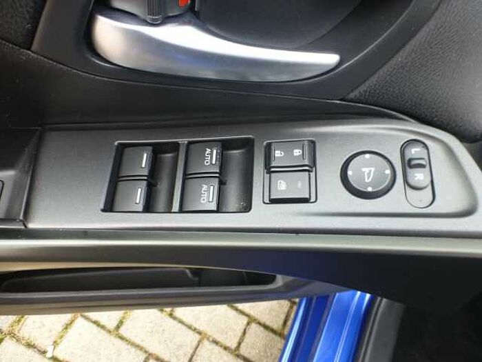 Honda Civic 1,8 i-VTEC Comfort Kombi Klima....