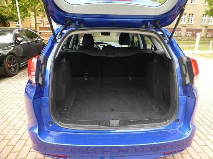 Honda Civic 1,8 i-VTEC Comfort Kombi Klima....