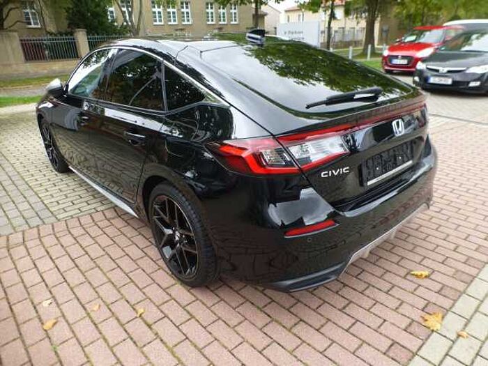 Honda Civic 2,0i-MMD e:HEV Advance Nordic-silver-Paket...