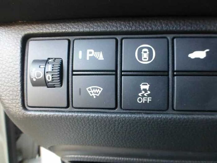 Honda HR-V e:HEV 1,5 i-MMD Hybrid Advance NAVI...