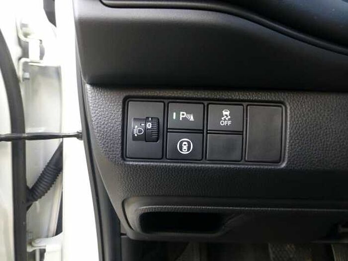 Honda HR-V 1,5 i-MMD Hybrid Elegance Navi LED PDC...