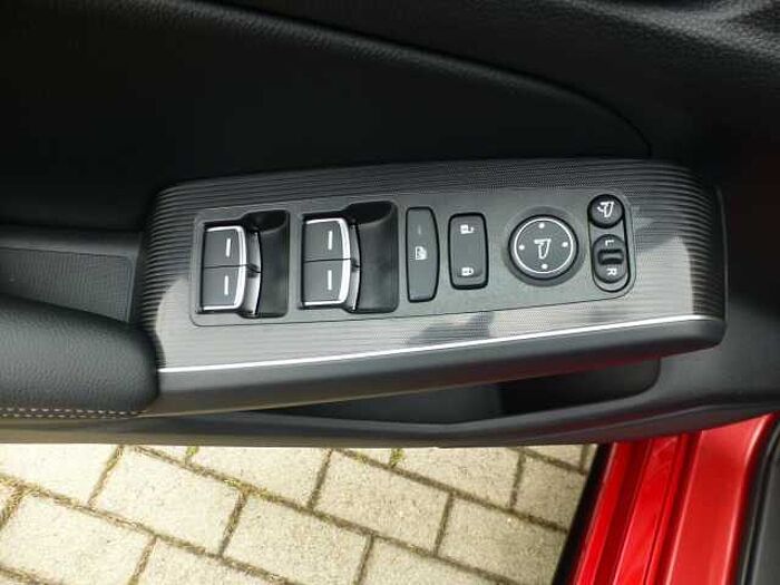Honda Civic e: HEV 2,0 i-MMD Hybrid Advance Heckspoiler. ..