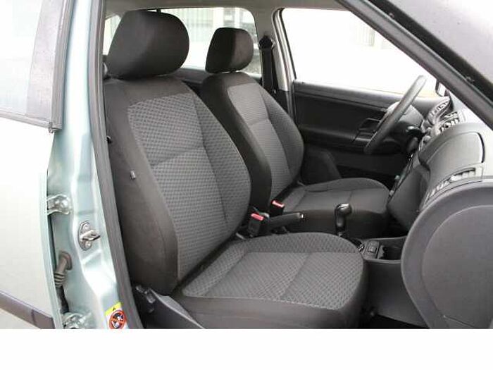 SKODA Fabia 1.2 HTP Combi Style Edition... Edition
